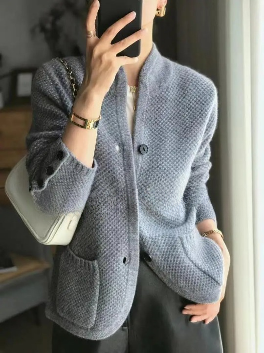 Liora | Elegant Knit Cardigan