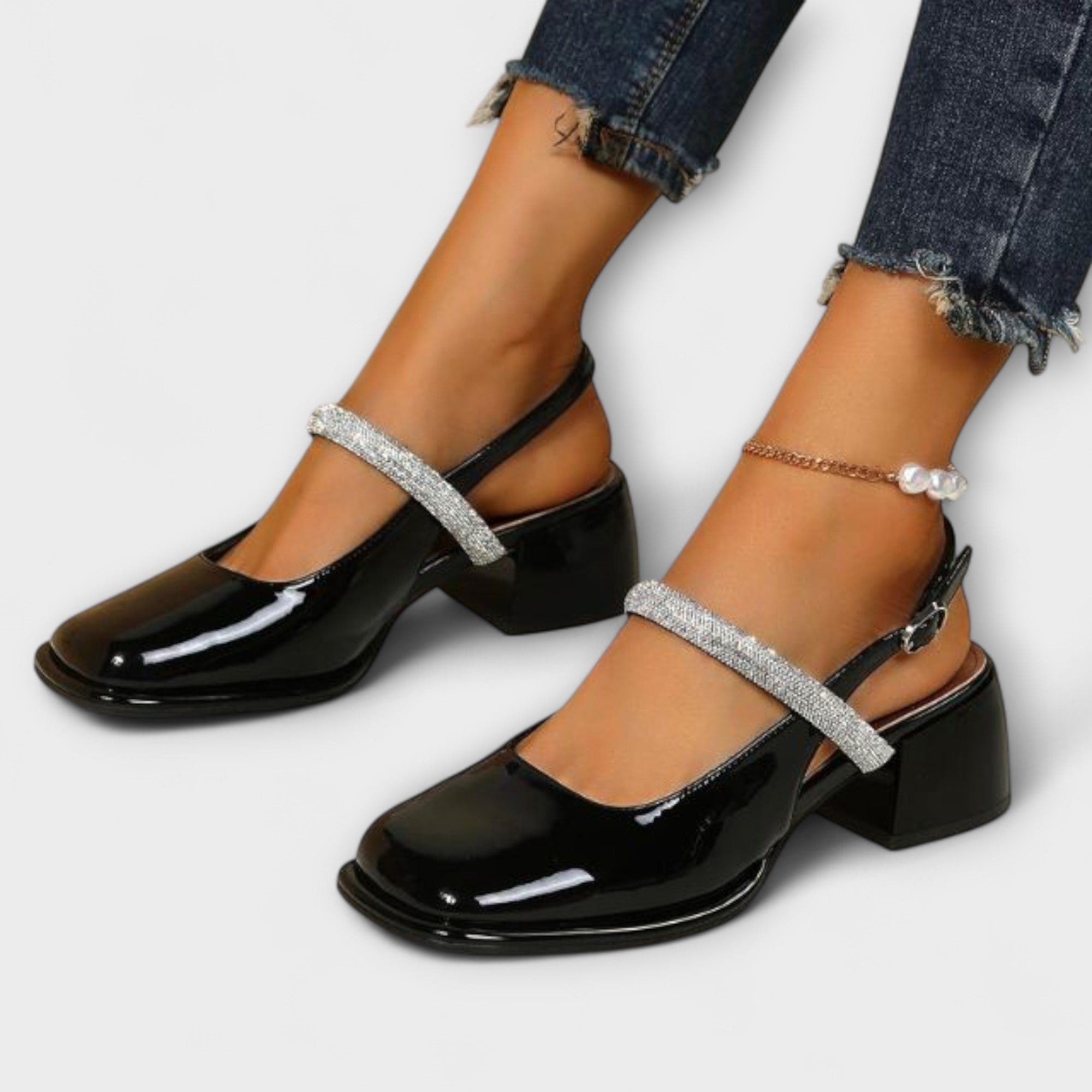 Benisse | Stylish Sandals