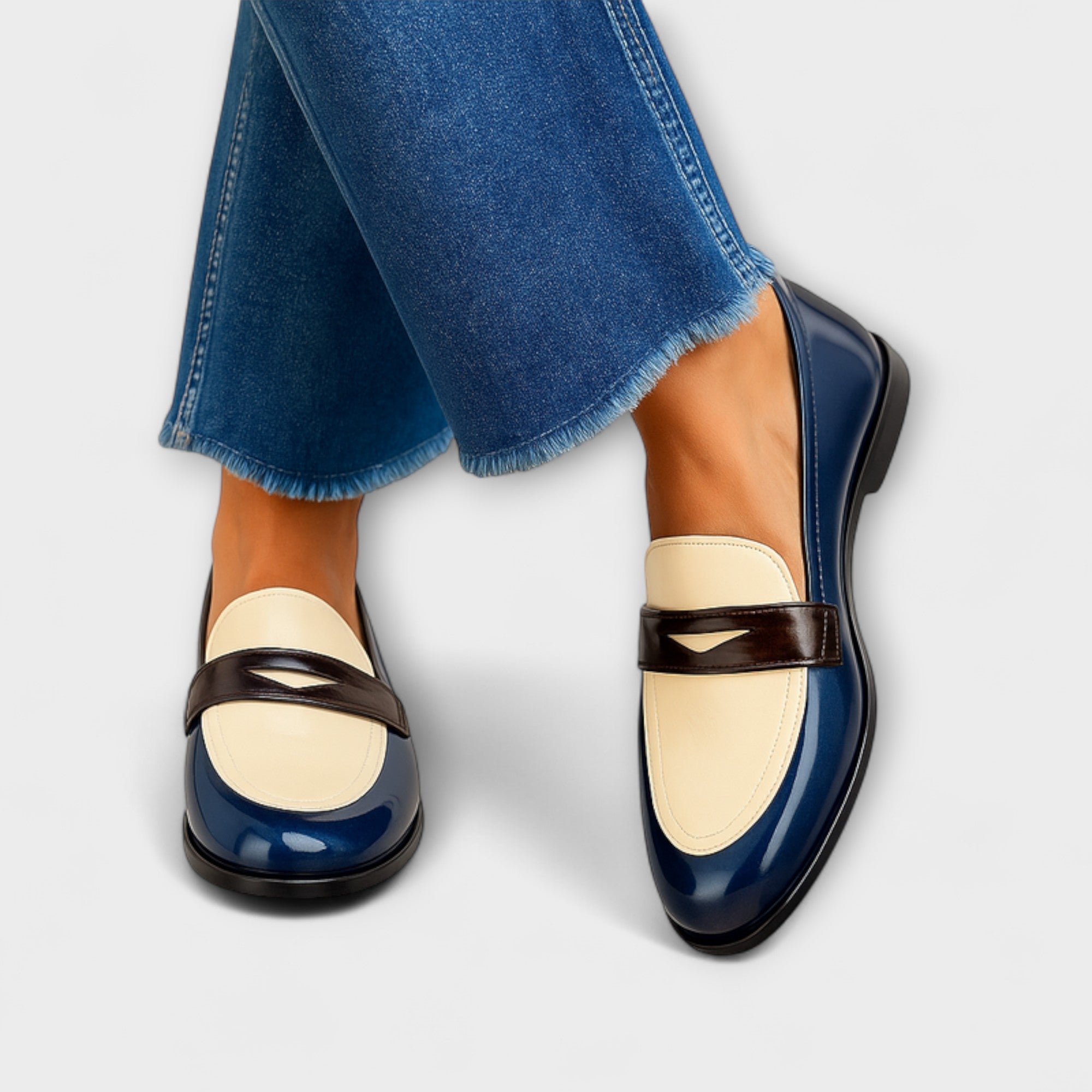 Sofia - Contrast Loafers