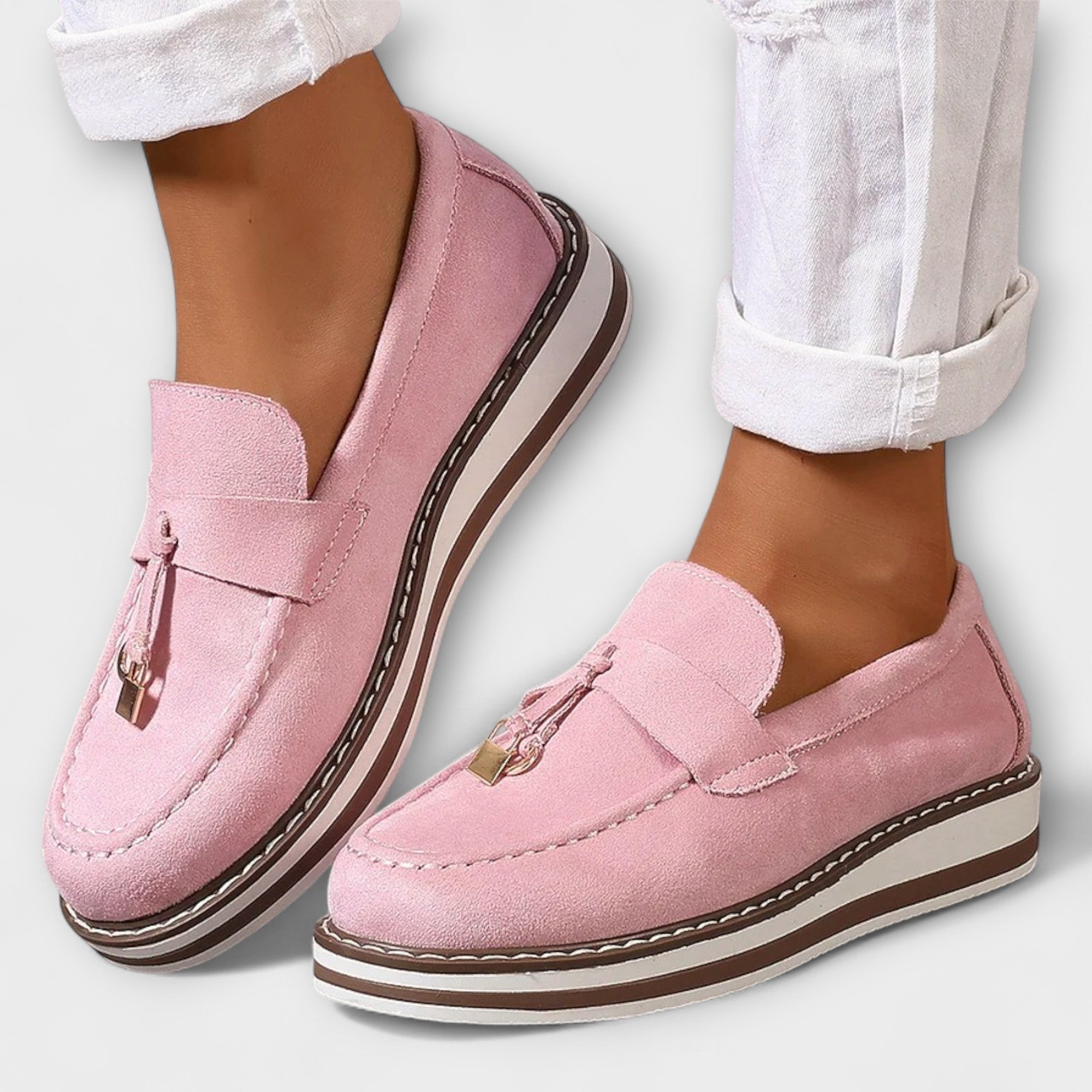 Lila – Casual Shoes with Round Toe