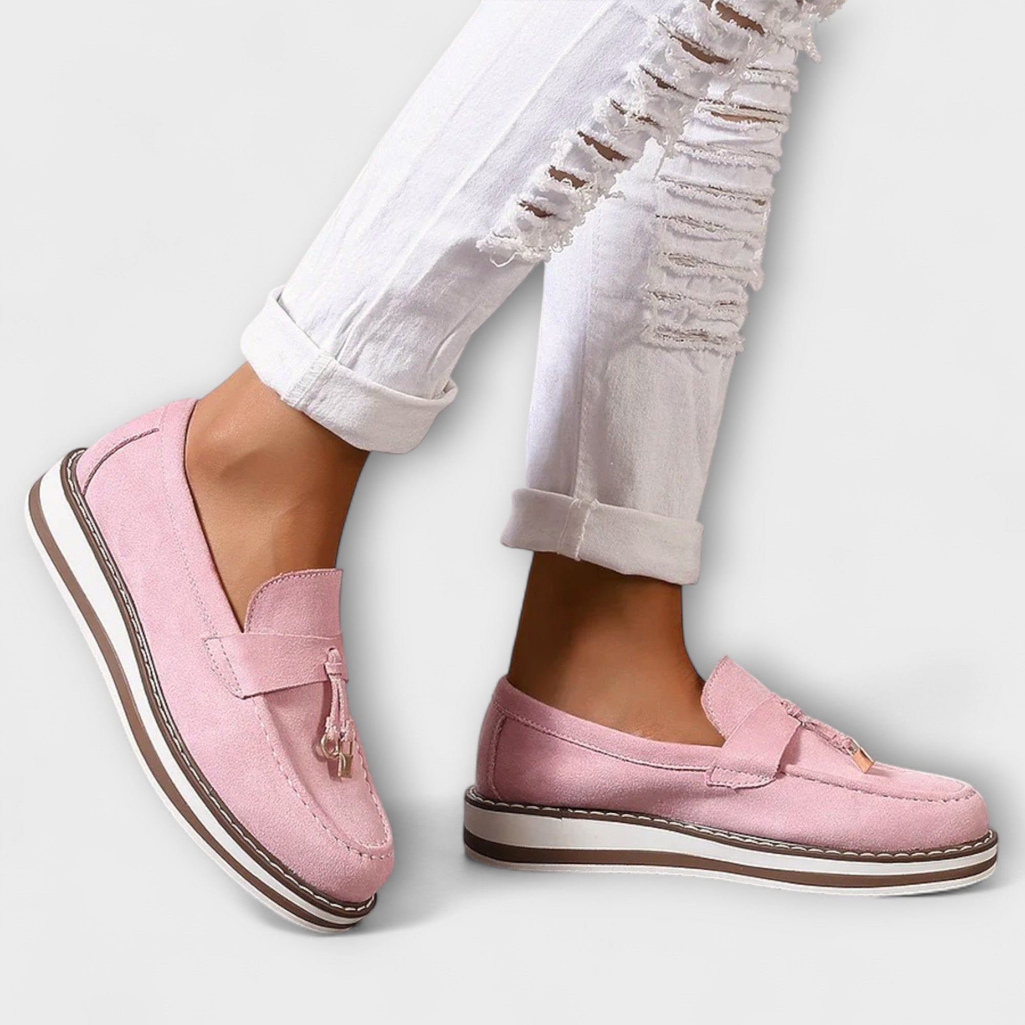 Lila – Casual Shoes with Round Toe