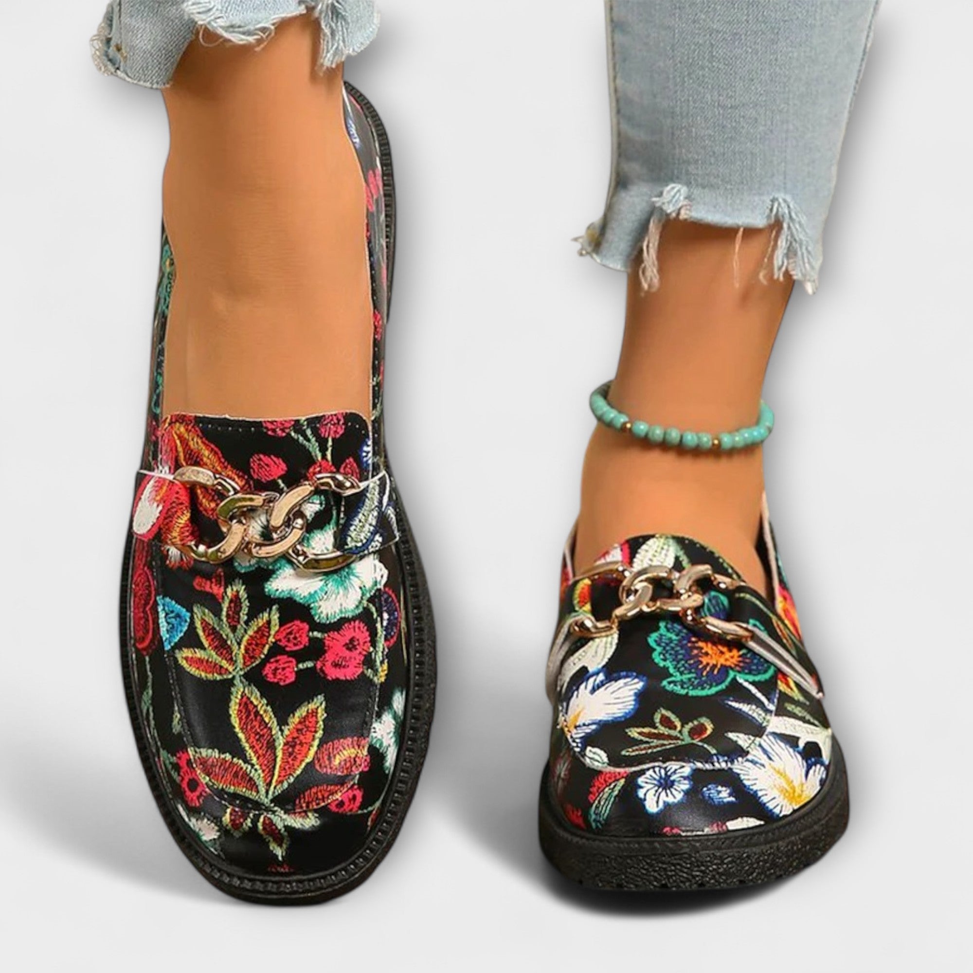 Zara – Multicoloured Loafers with Floral Pattern