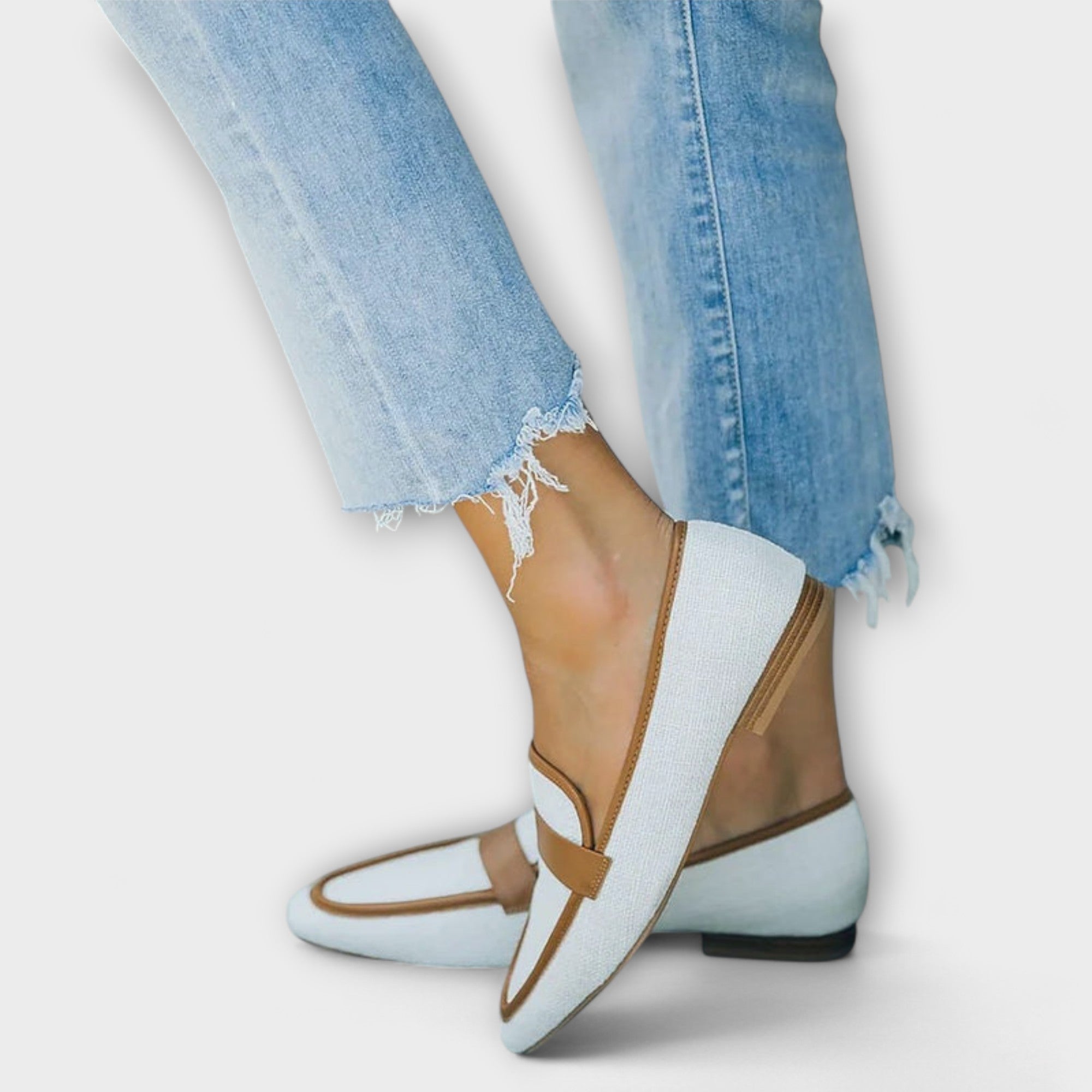 Sarina – Retro Moccasin in Casual Style